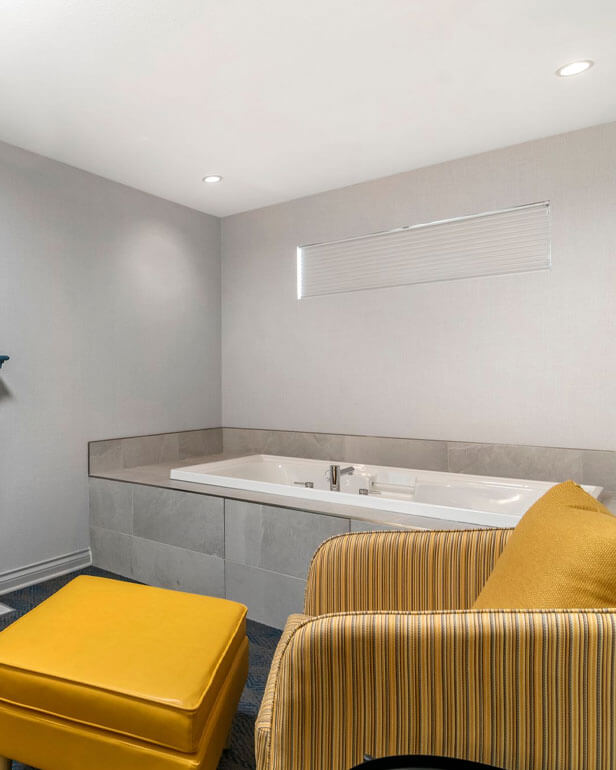 Jetted Tub King Room